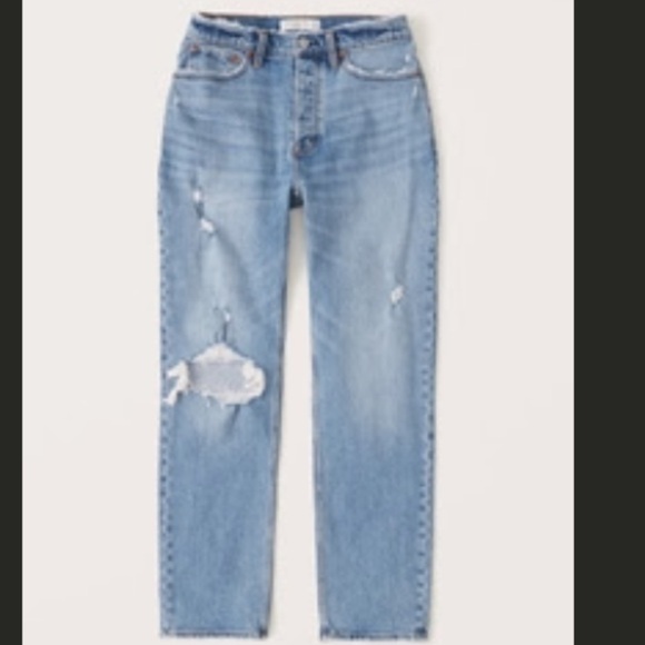 Abercrombie Women's
Curve Love High Rise Dad Jean - Picture 2 of 2